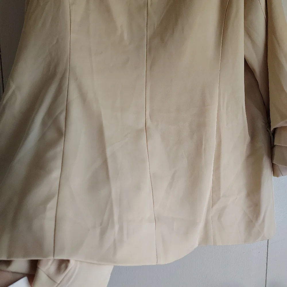 Cupshe Cream Blazer Jacket - Picture 8 of 12